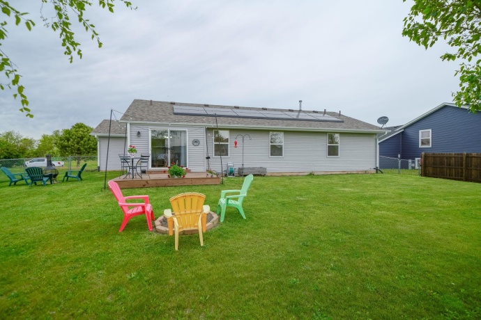 192 Prairie Moon, DAVIS JUNCTION, Illinois 61020, 3 Bedrooms Bedrooms, ,2 BathroomsBathrooms,House,For Sale,Prairie Moon,202602818