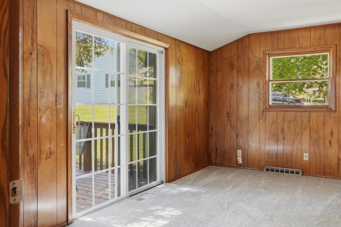 281 Cartwright, OREGON, Illinois 61061, 3 Bedrooms Bedrooms, ,1 BathroomBathrooms,House,For Sale,Cartwright,202602819