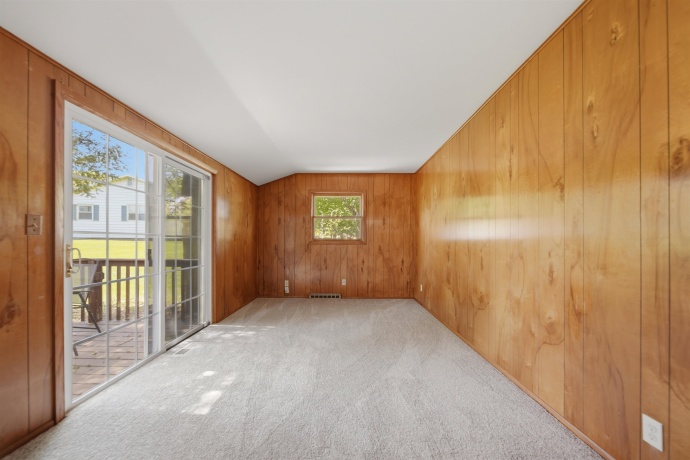 281 Cartwright, OREGON, Illinois 61061, 3 Bedrooms Bedrooms, ,1 BathroomBathrooms,House,For Sale,Cartwright,202602819