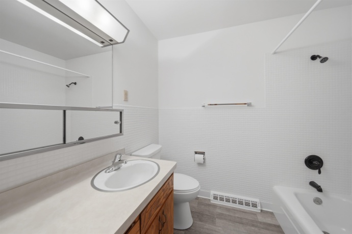 281 Cartwright, OREGON, Illinois 61061, 3 Bedrooms Bedrooms, ,1 BathroomBathrooms,House,For Sale,Cartwright,202602819