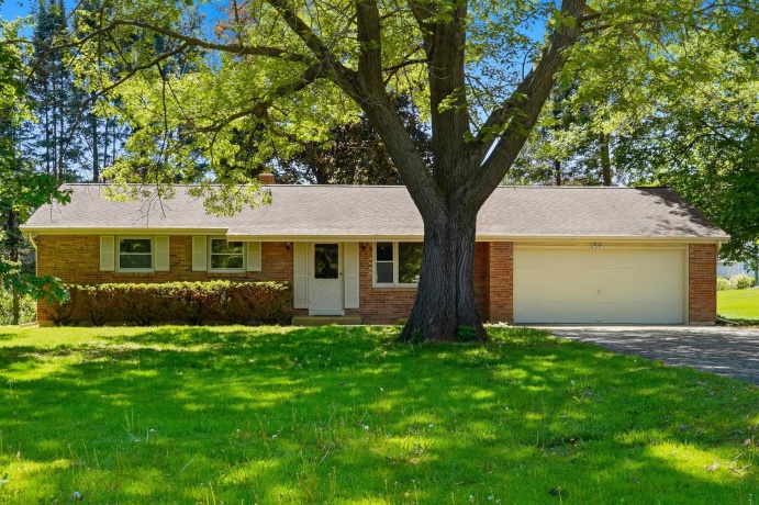 281 Cartwright, OREGON, Illinois 61061, 3 Bedrooms Bedrooms, ,1 BathroomBathrooms,House,For Sale,Cartwright,202602819
