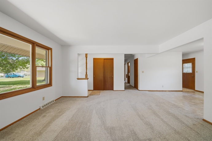 281 Cartwright, OREGON, Illinois 61061, 3 Bedrooms Bedrooms, ,1 BathroomBathrooms,House,For Sale,Cartwright,202602819