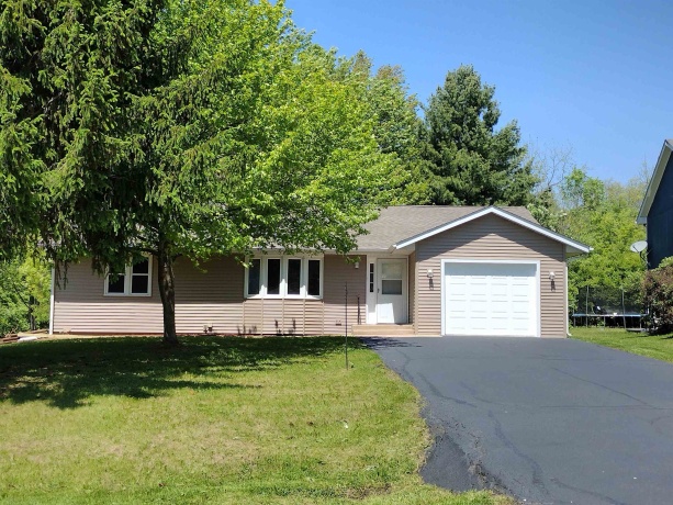 216 Bounty, POPLAR GROVE, Illinois 61065, 2 Bedrooms Bedrooms, ,1 BathroomBathrooms,House,For Sale,Bounty,202602820