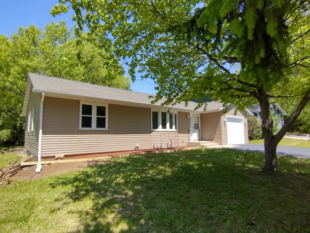 216 Bounty, POPLAR GROVE, Illinois 61065, 2 Bedrooms Bedrooms, ,1 BathroomBathrooms,House,For Sale,Bounty,202602820