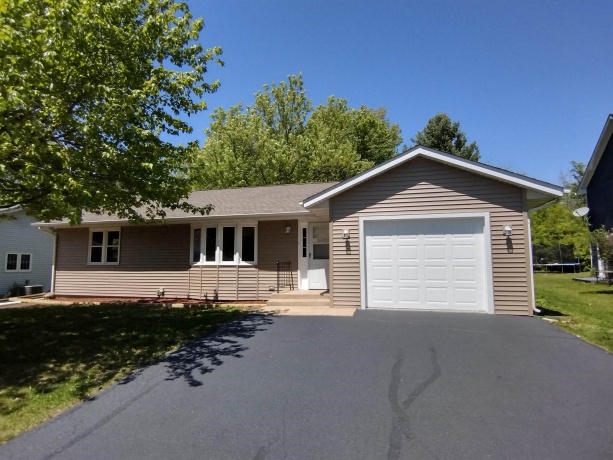 216 Bounty, POPLAR GROVE, Illinois 61065, 2 Bedrooms Bedrooms, ,1 BathroomBathrooms,House,For Sale,Bounty,202602820