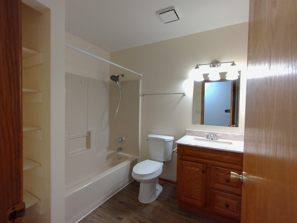 154 Columbia, POPLAR GROVE, Illinois 61065, 3 Bedrooms Bedrooms, ,2 BathroomsBathrooms,House,For Sale,Columbia,202602821