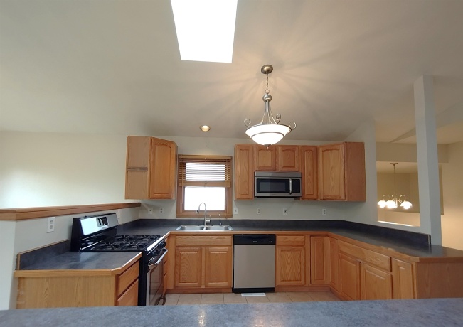 1127 Candlewick, POPLAR GROVE, Illinois 61065, 4 Bedrooms Bedrooms, ,2 BathroomsBathrooms,House,For Sale,Candlewick,202602822
