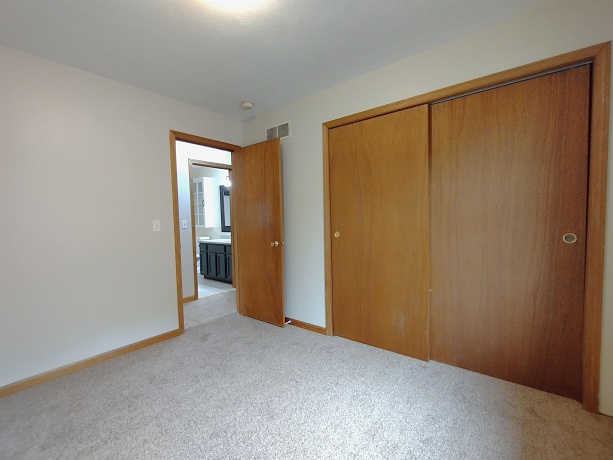 1127 Candlewick, POPLAR GROVE, Illinois 61065, 4 Bedrooms Bedrooms, ,2 BathroomsBathrooms,House,For Sale,Candlewick,202602822