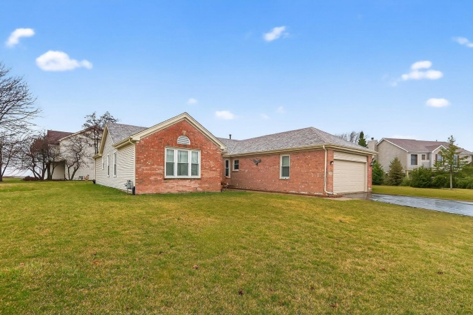 1919 Cloverdale, BELVIDERE, Illinois 61008, 4 Bedrooms Bedrooms, ,2 BathroomsBathrooms,House,For Sale,Cloverdale,202602823
