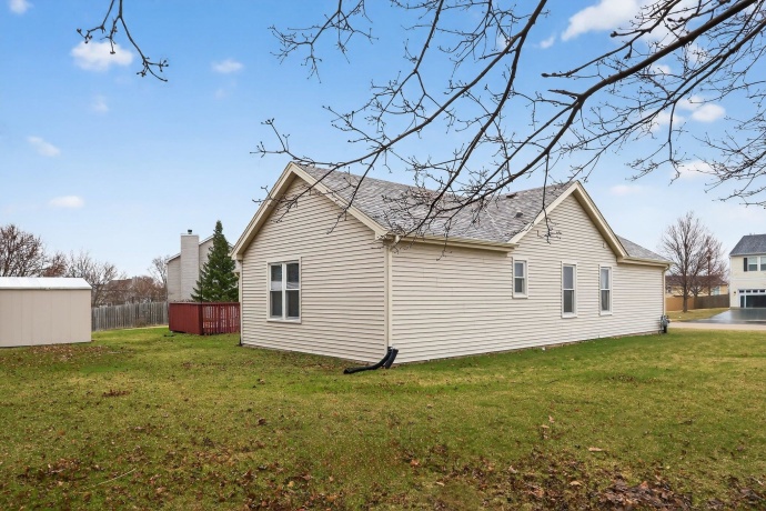 1919 Cloverdale, BELVIDERE, Illinois 61008, 4 Bedrooms Bedrooms, ,2 BathroomsBathrooms,House,For Sale,Cloverdale,202602823
