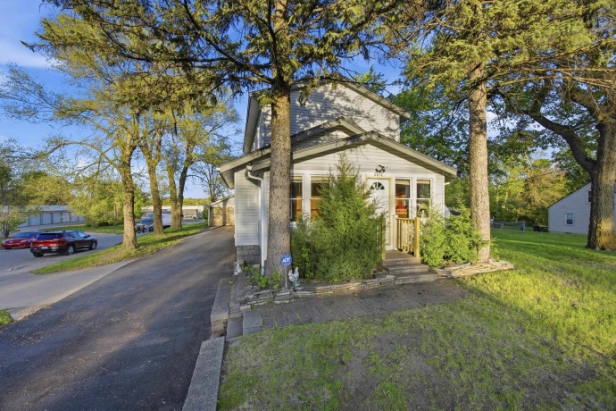 2812 20th, ROCKFORD, Illinois 61109, 3 Bedrooms Bedrooms, ,1 BathroomBathrooms,House,For Sale,20th,202602824