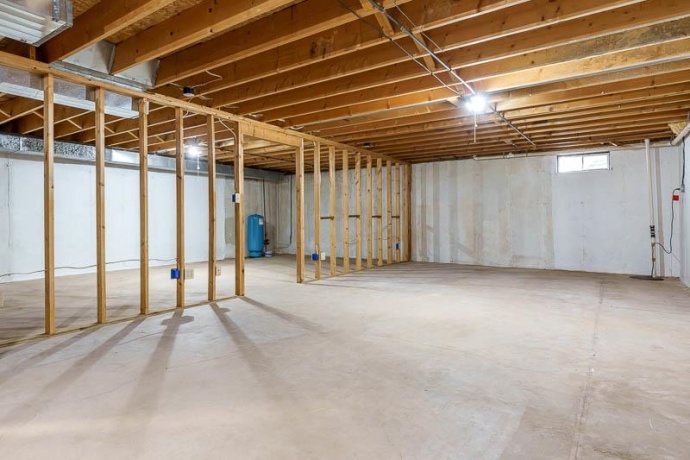 984 Rockhampton, ROCKFORD, Illinois 61102, 3 Bedrooms Bedrooms, ,2 BathroomsBathrooms,House,For Sale,Rockhampton,202602828