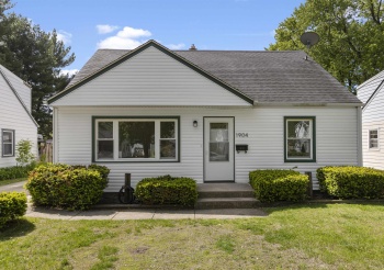 1904 Pearl, ROCKFORD, Illinois 61103, 4 Bedrooms Bedrooms, ,2 BathroomsBathrooms,House,For Sale,Pearl,202602829