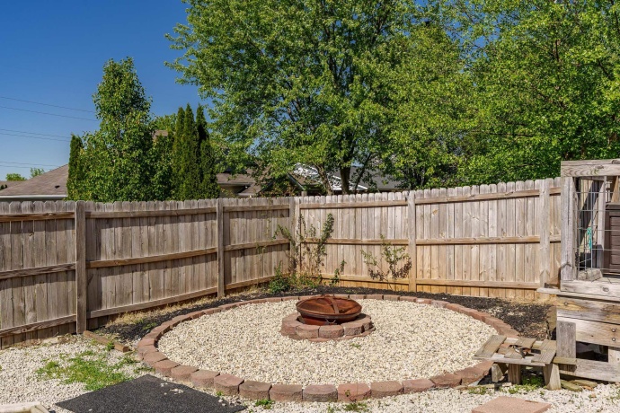 3070 Beutell, MACHESNEY PARK, Illinois 61115, 3 Bedrooms Bedrooms, ,3 BathroomsBathrooms,House,For Sale,Beutell,202602830