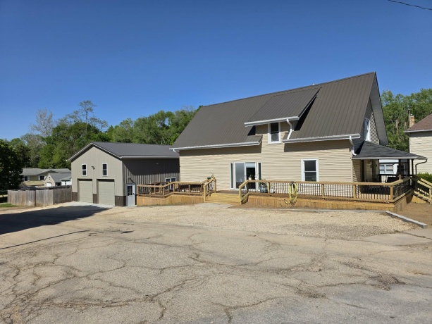 102 State, MOUNT CARROLL, Illinois 61053, 4 Bedrooms Bedrooms, ,2 BathroomsBathrooms,House,For Sale,State,202602831