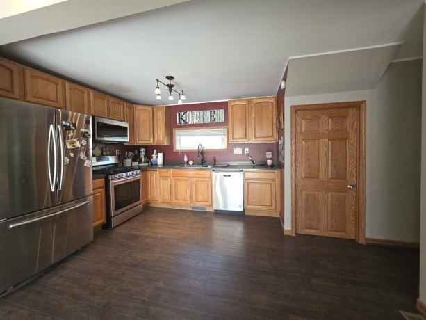 102 State, MOUNT CARROLL, Illinois 61053, 4 Bedrooms Bedrooms, ,2 BathroomsBathrooms,House,For Sale,State,202602831