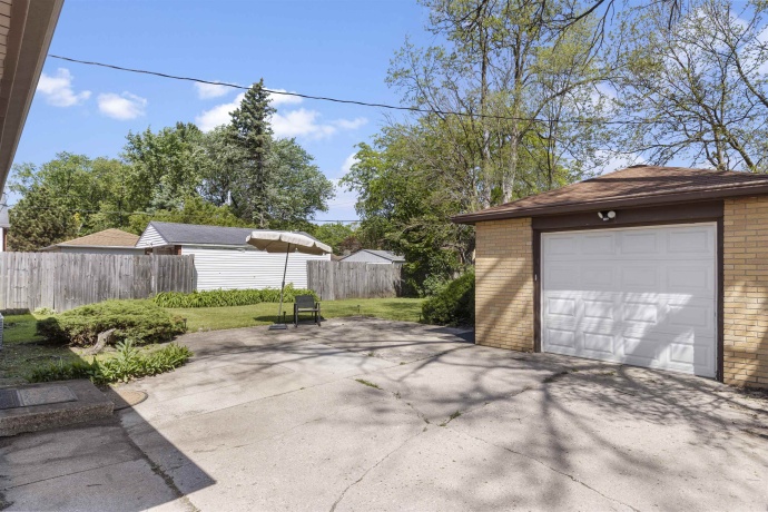 2119 Midway, ROCKFORD, Illinois 61103, 3 Bedrooms Bedrooms, ,1 BathroomBathrooms,House,For Sale,Midway,202602832