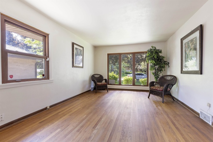 2119 Midway, ROCKFORD, Illinois 61103, 3 Bedrooms Bedrooms, ,1 BathroomBathrooms,House,For Sale,Midway,202602832