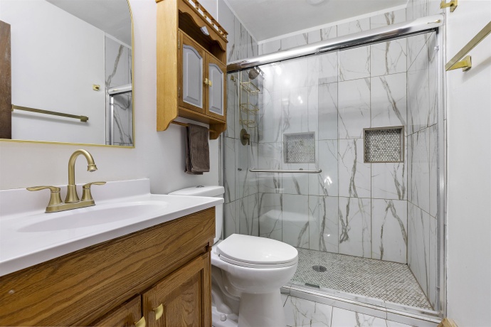 9825 Debbie, MACHESNEY PARK, Illinois 61115, 4 Bedrooms Bedrooms, ,3 BathroomsBathrooms,House,For Sale,Debbie,202602833