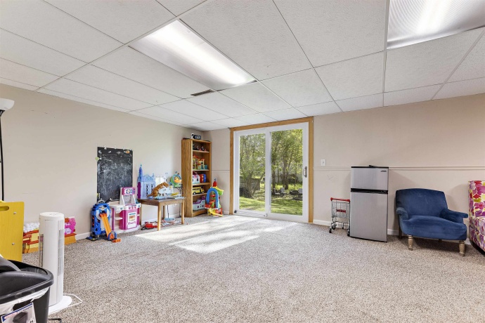 9825 Debbie, MACHESNEY PARK, Illinois 61115, 4 Bedrooms Bedrooms, ,3 BathroomsBathrooms,House,For Sale,Debbie,202602833