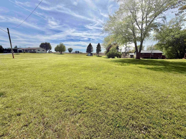 320 Benton, MOUNT CARROLL, Illinois 61053, 3 Bedrooms Bedrooms, ,1 BathroomBathrooms,House,For Sale,Benton,202602834