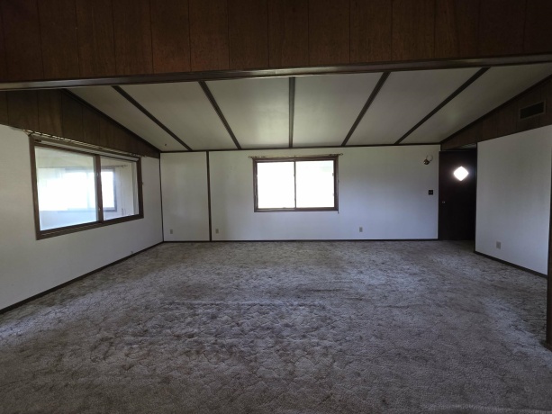 320 Benton, MOUNT CARROLL, Illinois 61053, 3 Bedrooms Bedrooms, ,1 BathroomBathrooms,House,For Sale,Benton,202602834