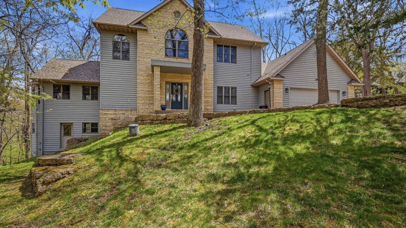 17 Cinnamon, GALENA, Illinois 61036, 4 Bedrooms Bedrooms, ,4 BathroomsBathrooms,House,For Sale,Cinnamon,202602837