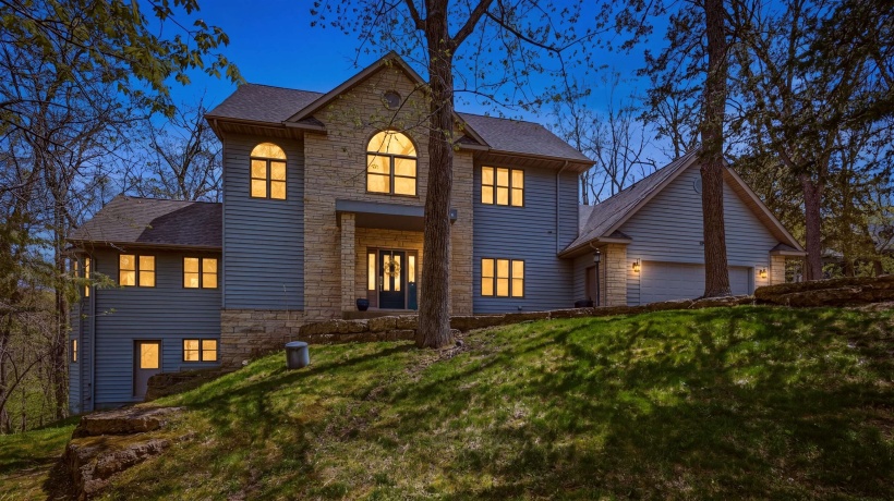 17 Cinnamon, GALENA, Illinois 61036, 4 Bedrooms Bedrooms, ,4 BathroomsBathrooms,House,For Sale,Cinnamon,202602837