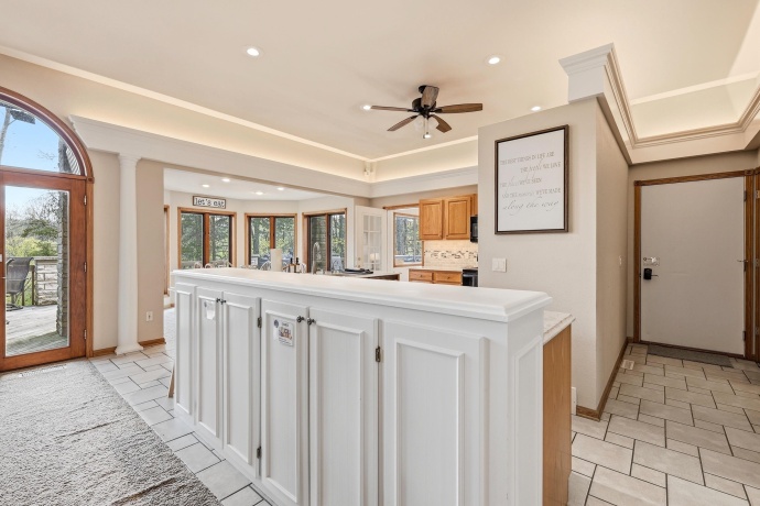17 Cinnamon, GALENA, Illinois 61036, 4 Bedrooms Bedrooms, ,4 BathroomsBathrooms,House,For Sale,Cinnamon,202602837