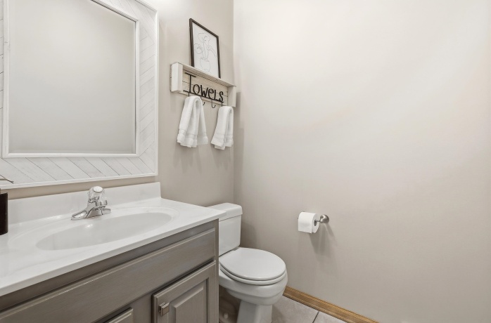 17 Cinnamon, GALENA, Illinois 61036, 4 Bedrooms Bedrooms, ,4 BathroomsBathrooms,House,For Sale,Cinnamon,202602837