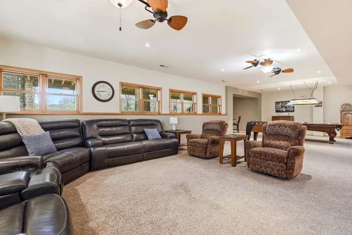 17 Cinnamon, GALENA, Illinois 61036, 4 Bedrooms Bedrooms, ,4 BathroomsBathrooms,House,For Sale,Cinnamon,202602837