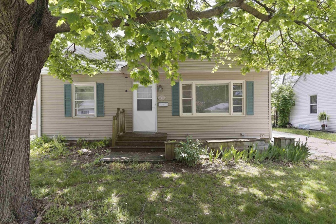 2412 MIDWAY, ROCKFORD, Illinois 61103, 3 Bedrooms Bedrooms, ,1 BathroomBathrooms,House,For Sale,MIDWAY,202602838