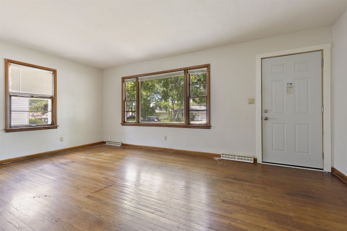 2412 MIDWAY, ROCKFORD, Illinois 61103, 3 Bedrooms Bedrooms, ,1 BathroomBathrooms,House,For Sale,MIDWAY,202602838