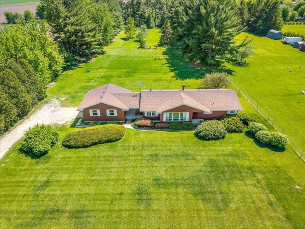 9640 Cunningham, WINNEBAGO, Illinois 61088, 3 Bedrooms Bedrooms, ,1 BathroomBathrooms,House,For Sale,Cunningham,202602839