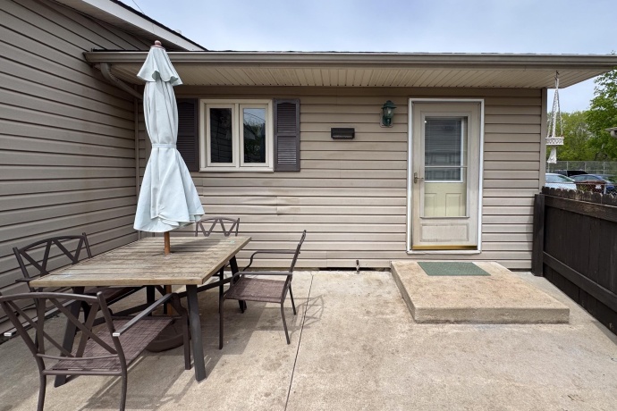 1119 Evans, MACHESNEY PARK, Illinois 61115, 2 Bedrooms Bedrooms, ,2 BathroomsBathrooms,House,For Sale,Evans,202602840