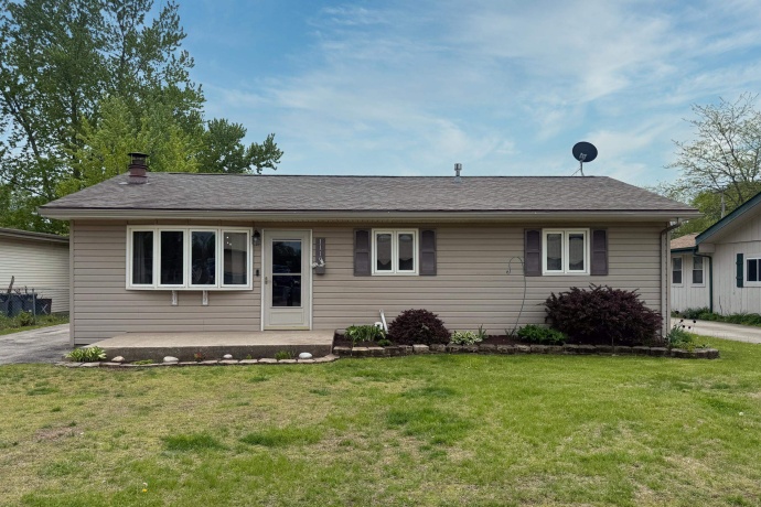 1119 Evans, MACHESNEY PARK, Illinois 61115, 2 Bedrooms Bedrooms, ,2 BathroomsBathrooms,House,For Sale,Evans,202602840