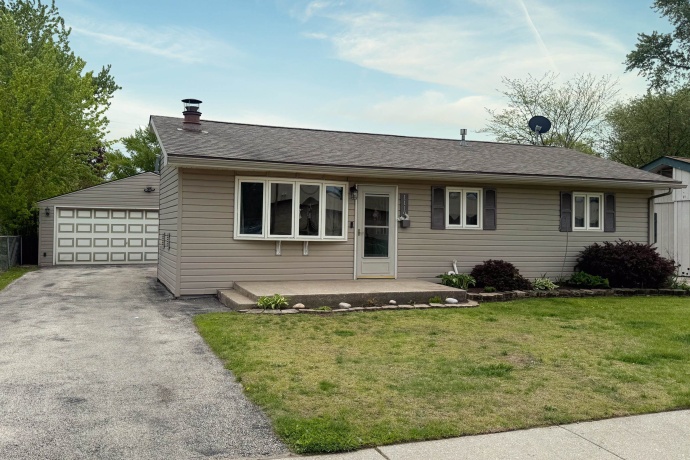 1119 Evans, MACHESNEY PARK, Illinois 61115, 2 Bedrooms Bedrooms, ,2 BathroomsBathrooms,House,For Sale,Evans,202602840