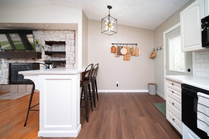 1119 Evans, MACHESNEY PARK, Illinois 61115, 2 Bedrooms Bedrooms, ,2 BathroomsBathrooms,House,For Sale,Evans,202602840