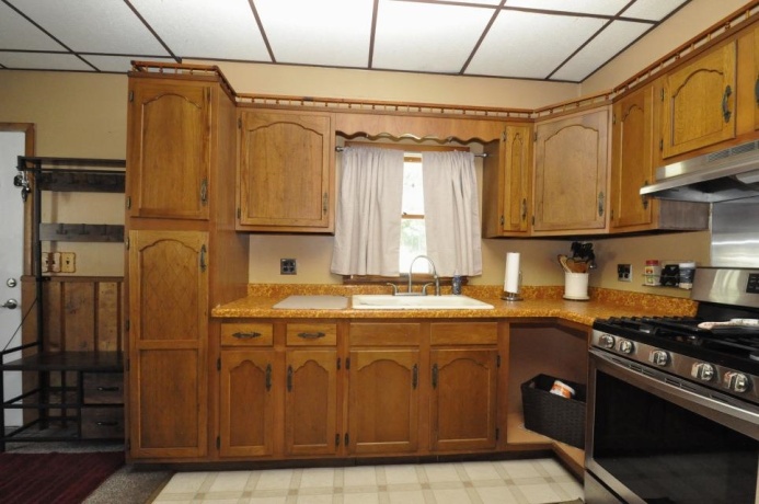 215 Wasson, Streator, Illinois 61364, 4 Bedrooms Bedrooms, ,1 BathroomBathrooms,House,For Sale,Wasson,202602841