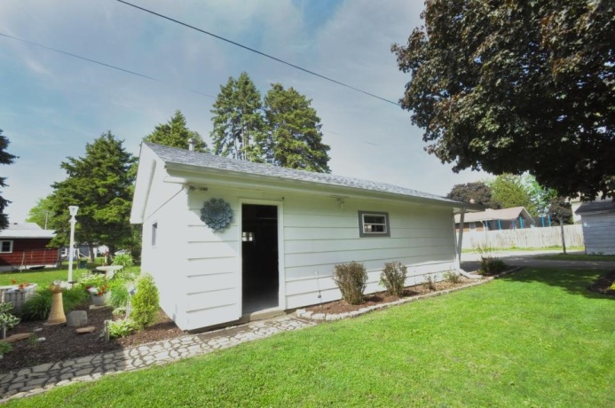 215 Wasson, Streator, Illinois 61364, 4 Bedrooms Bedrooms, ,1 BathroomBathrooms,House,For Sale,Wasson,202602841