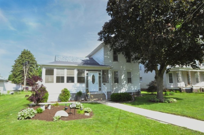 215 Wasson, Streator, Illinois 61364, 4 Bedrooms Bedrooms, ,1 BathroomBathrooms,House,For Sale,Wasson,202602841