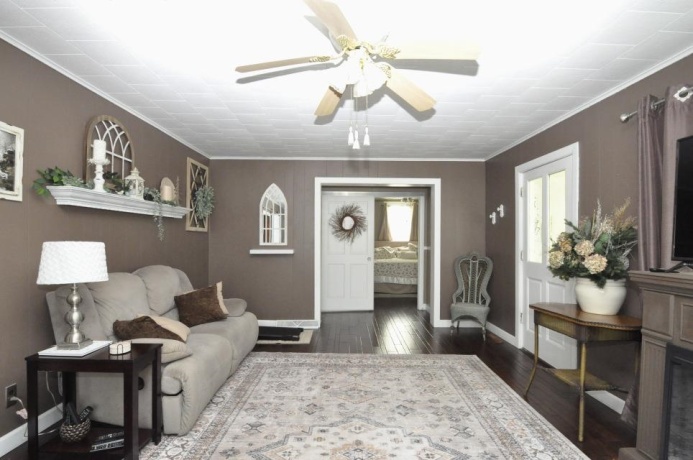 215 Wasson, Streator, Illinois 61364, 4 Bedrooms Bedrooms, ,1 BathroomBathrooms,House,For Sale,Wasson,202602841