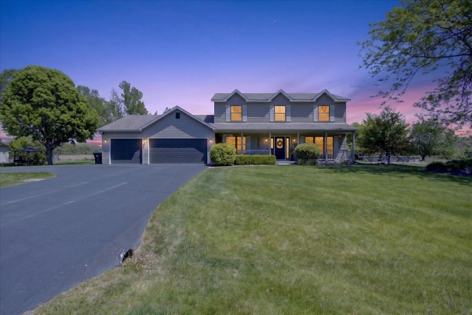 12117 Whispering Winds, ROSCOE, Illinois 61073, 4 Bedrooms Bedrooms, ,3 BathroomsBathrooms,House,For Sale,Whispering Winds,202602842