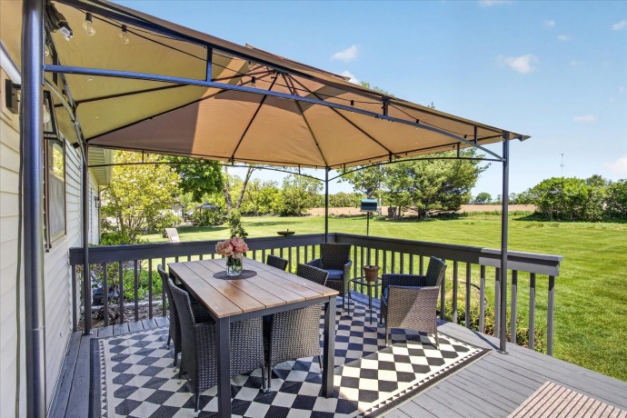 12117 Whispering Winds, ROSCOE, Illinois 61073, 4 Bedrooms Bedrooms, ,3 BathroomsBathrooms,House,For Sale,Whispering Winds,202602842