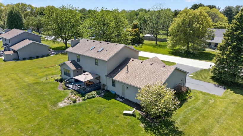 12117 Whispering Winds, ROSCOE, Illinois 61073, 4 Bedrooms Bedrooms, ,3 BathroomsBathrooms,House,For Sale,Whispering Winds,202602842