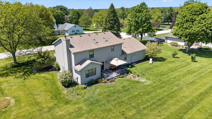 12117 Whispering Winds, ROSCOE, Illinois 61073, 4 Bedrooms Bedrooms, ,3 BathroomsBathrooms,House,For Sale,Whispering Winds,202602842