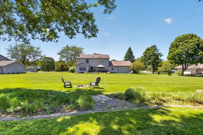 12117 Whispering Winds, ROSCOE, Illinois 61073, 4 Bedrooms Bedrooms, ,3 BathroomsBathrooms,House,For Sale,Whispering Winds,202602842