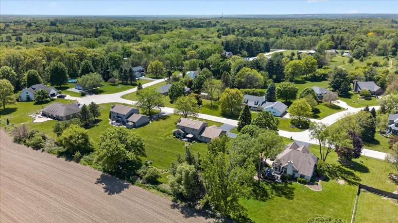 12117 Whispering Winds, ROSCOE, Illinois 61073, 4 Bedrooms Bedrooms, ,3 BathroomsBathrooms,House,For Sale,Whispering Winds,202602842
