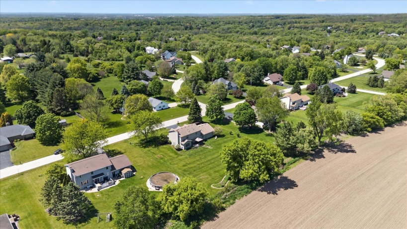 12117 Whispering Winds, ROSCOE, Illinois 61073, 4 Bedrooms Bedrooms, ,3 BathroomsBathrooms,House,For Sale,Whispering Winds,202602842