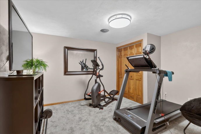 12117 Whispering Winds, ROSCOE, Illinois 61073, 4 Bedrooms Bedrooms, ,3 BathroomsBathrooms,House,For Sale,Whispering Winds,202602842